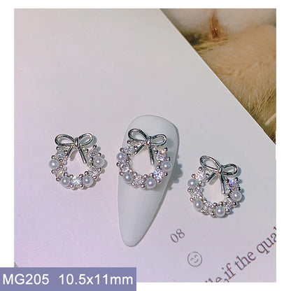 10pcs MG204 Christmas Wreath Garland Zircon Nail Art Crystals Jewelry Rhinestone Nails Accessories Supplies Decorations Charms