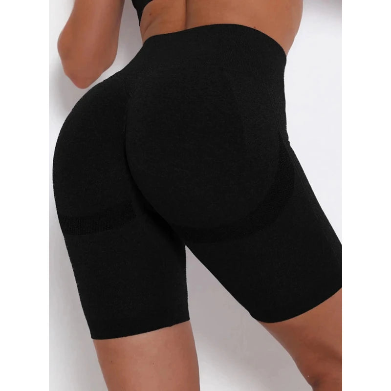 Women's Seamless Wrinkle Fitness Shorts High Waisted Hip Lifting Fitness Yoga Shorts