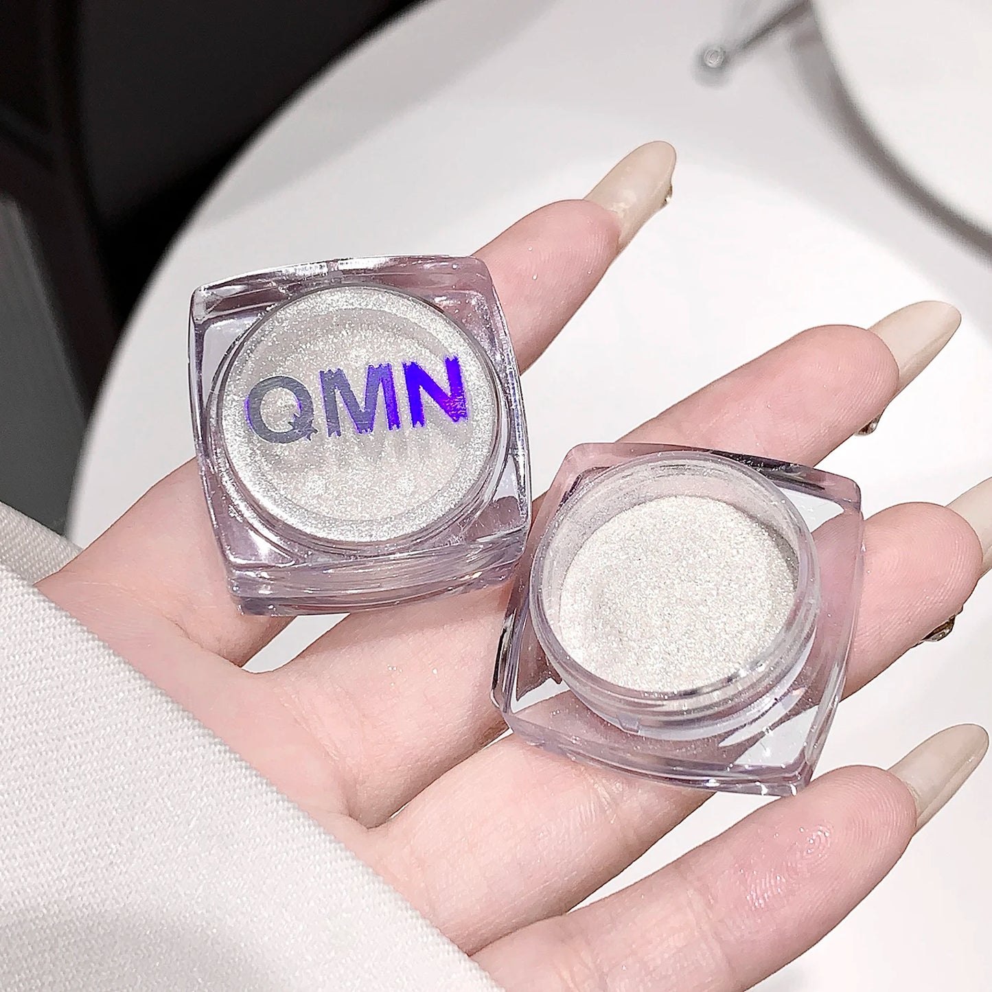 White Moonlight Fairy Highlight Powder Face Body Brightening High Gloss Loose Highlighter Pearl Shimmer Eyeshadow Glitter Powder