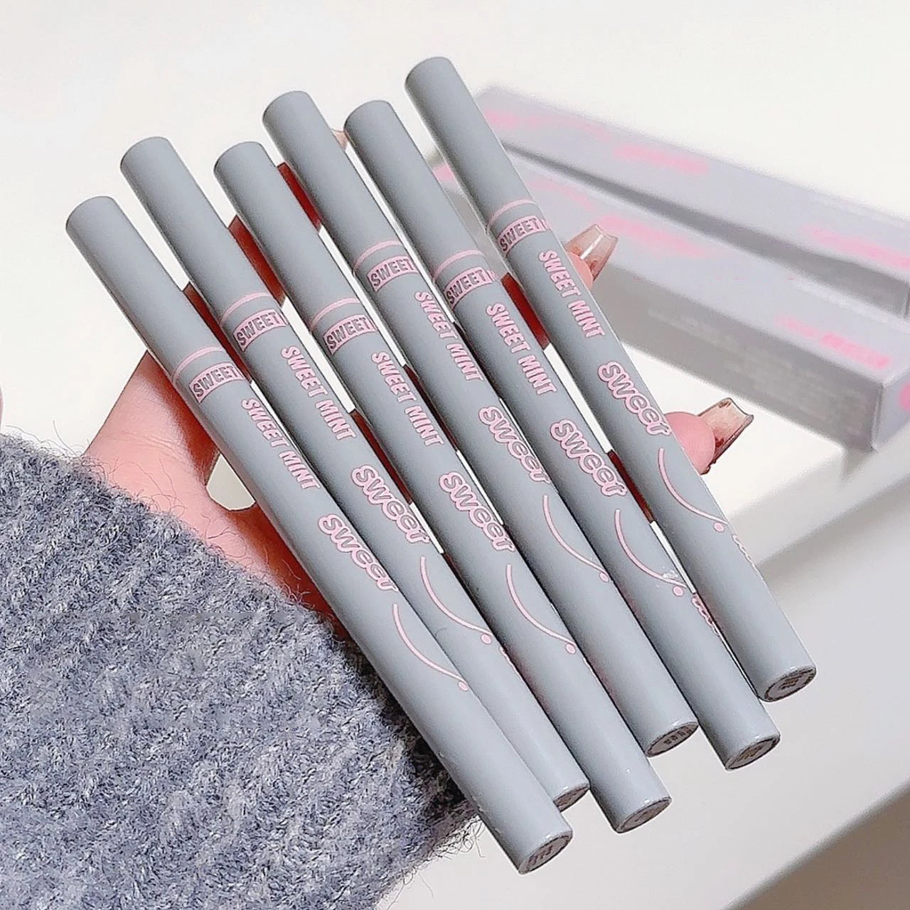 Natural Lifelike Fake Freckle Makeup Pen Liquid Lightweight Round Head Fake Spot Pen long Lasting Waterproof Face Dot Mole Pen