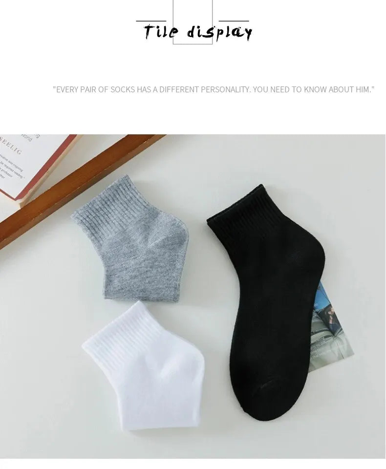 8 Pairs of MEN'S AND WOMEN'S Black Cotton Business Mid Length Soft and Warm Autumn/winter Solid Color Casual Socks