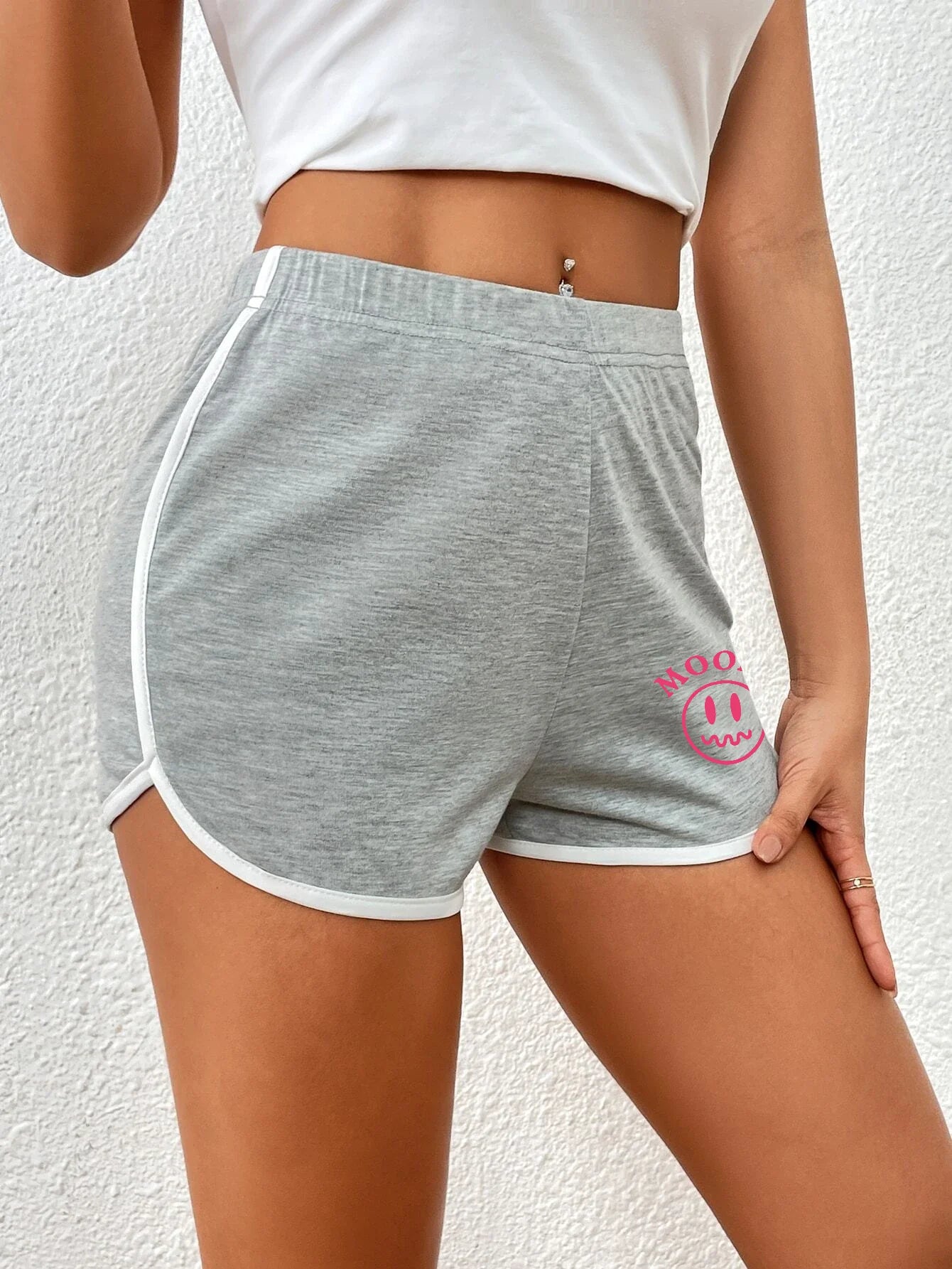 Fashion Print Women's Striped Sports Shorts Simple Loose Casual Slim Shorts High Waist Monochrome Summer Fashion Items