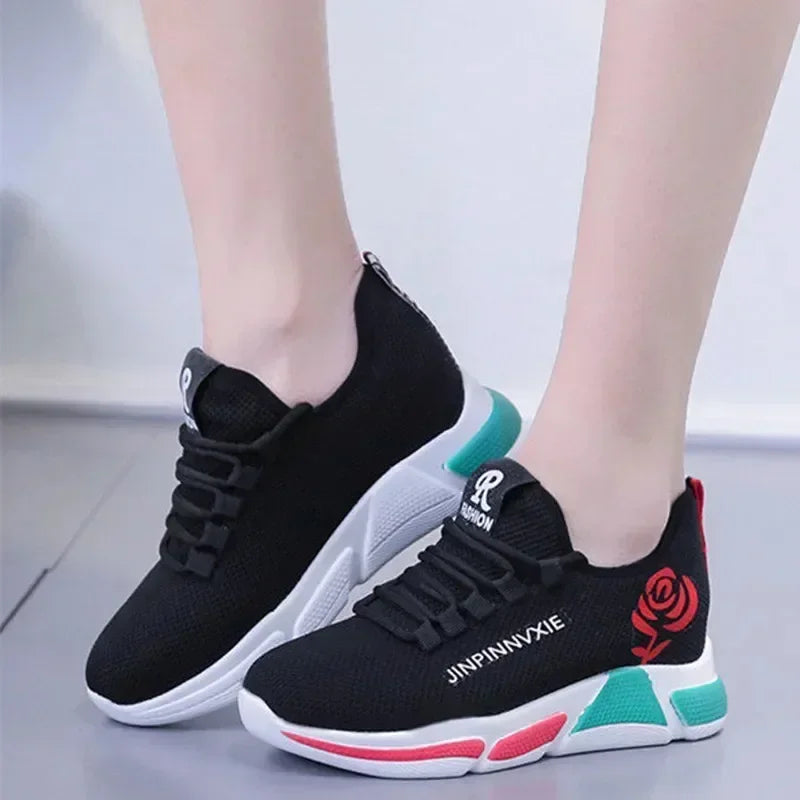 Women's casual sports shoes, fashionable shoes, versatile small white shoes, fashionable light shoes, street running