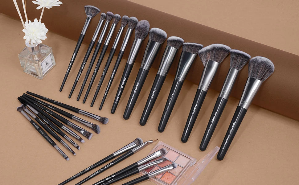 MAANGE Professional Gift Box 25 Pieces Makeup Brushes Kit Face Eye Beauty Brushes For Foundation Conceal Eyeshadow Contour Brush