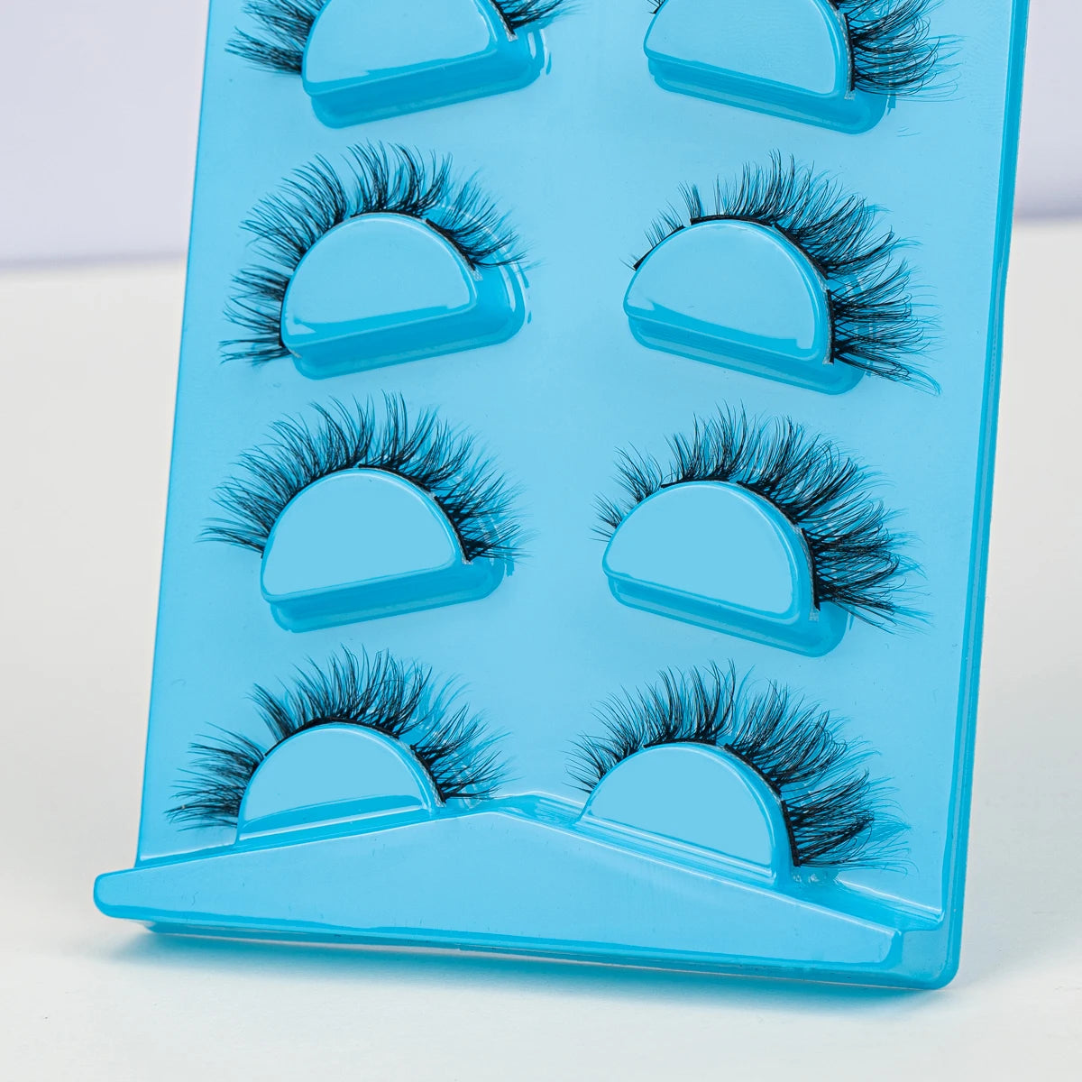 5 pairs Eyelashes 3D Natural False Lashes Fluffy Soft Lashes Wispy Natural Eyelash Extension with bond and seal,tweezer