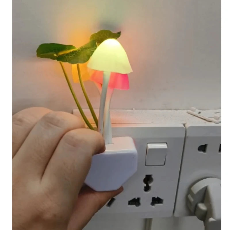 Novelty Mushroom Fungus Night Light EU & US Plug Light Sensor 220V 3 LED Colorful Mushroom Lamp Led Night Lights