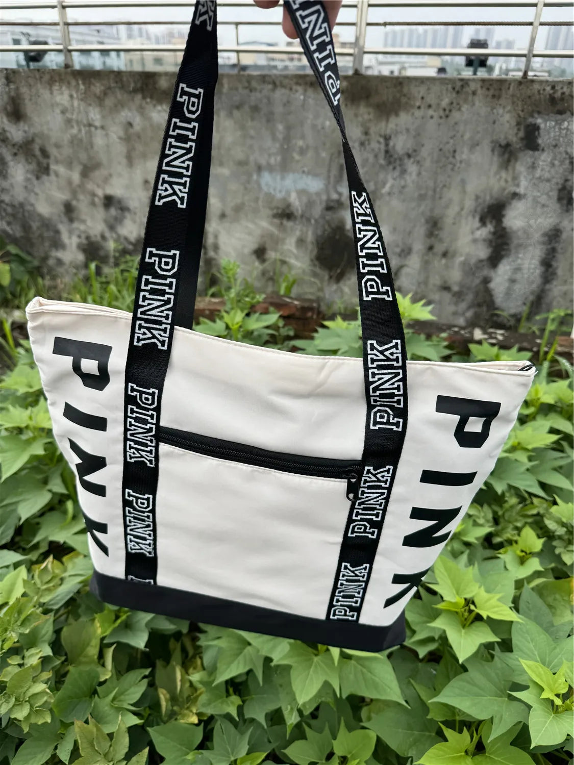 Literary Nylon Tote Bag For Women Large Capacity Shoulder Bag Fashion Letter Strap Handbags Large Capacity Tote Bag