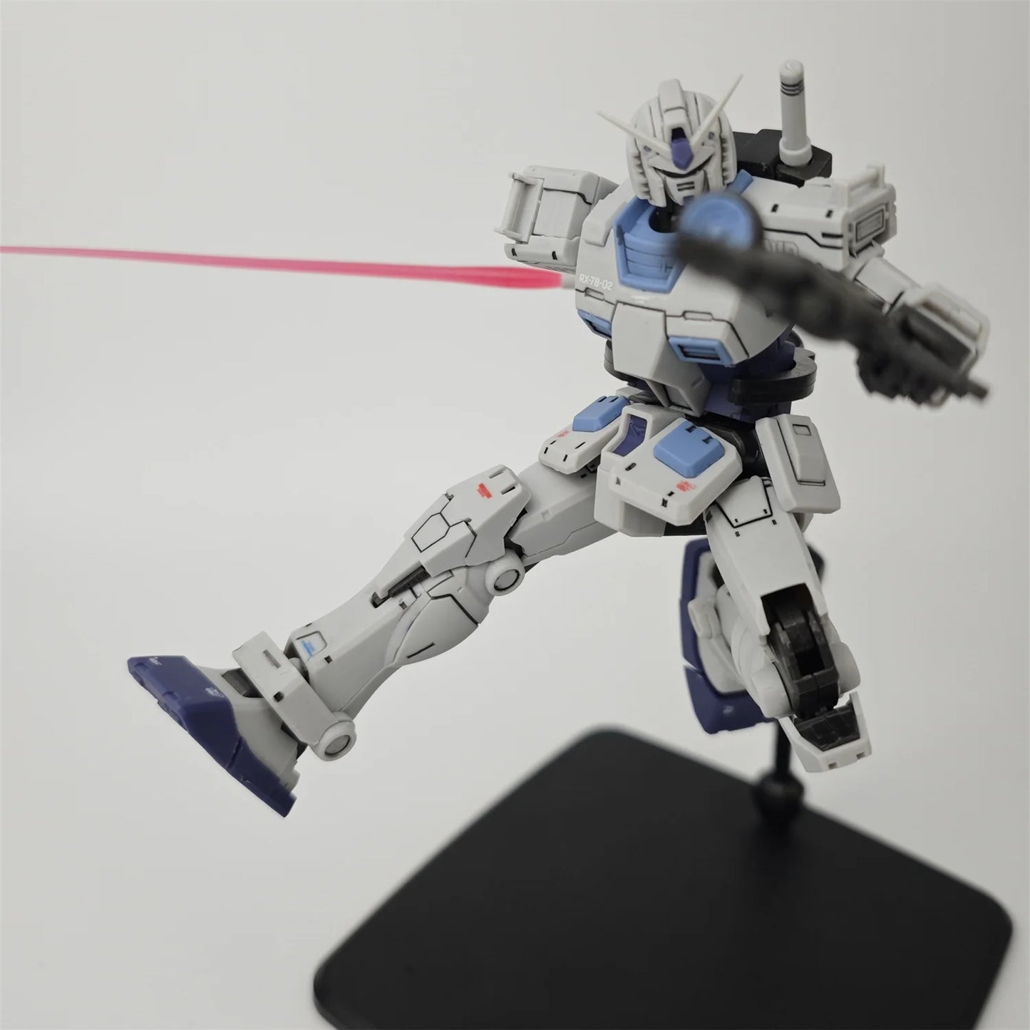 Gundam Figure Hg Pb Rx-78-4 G04 Anime Figures Pvc Mobile Suit Statue Model Kit Standing Collection Ornament Birthday Toys Gifts