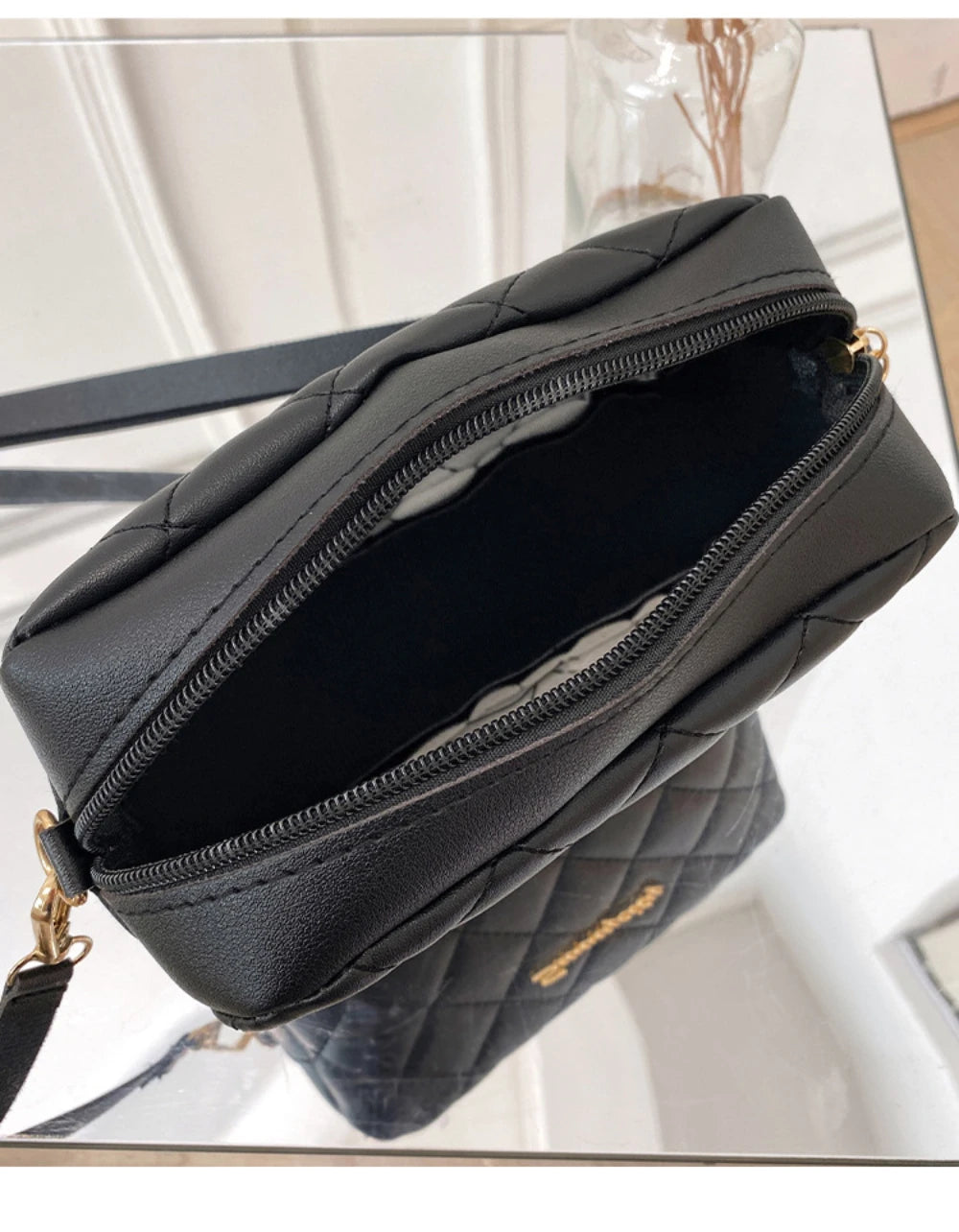 2024 Tassel Small Messenger Bag For Women Trend Lingge Embroidery Camera Female Shoulder Bag Fashion Chain Ladies Crossbody Bags