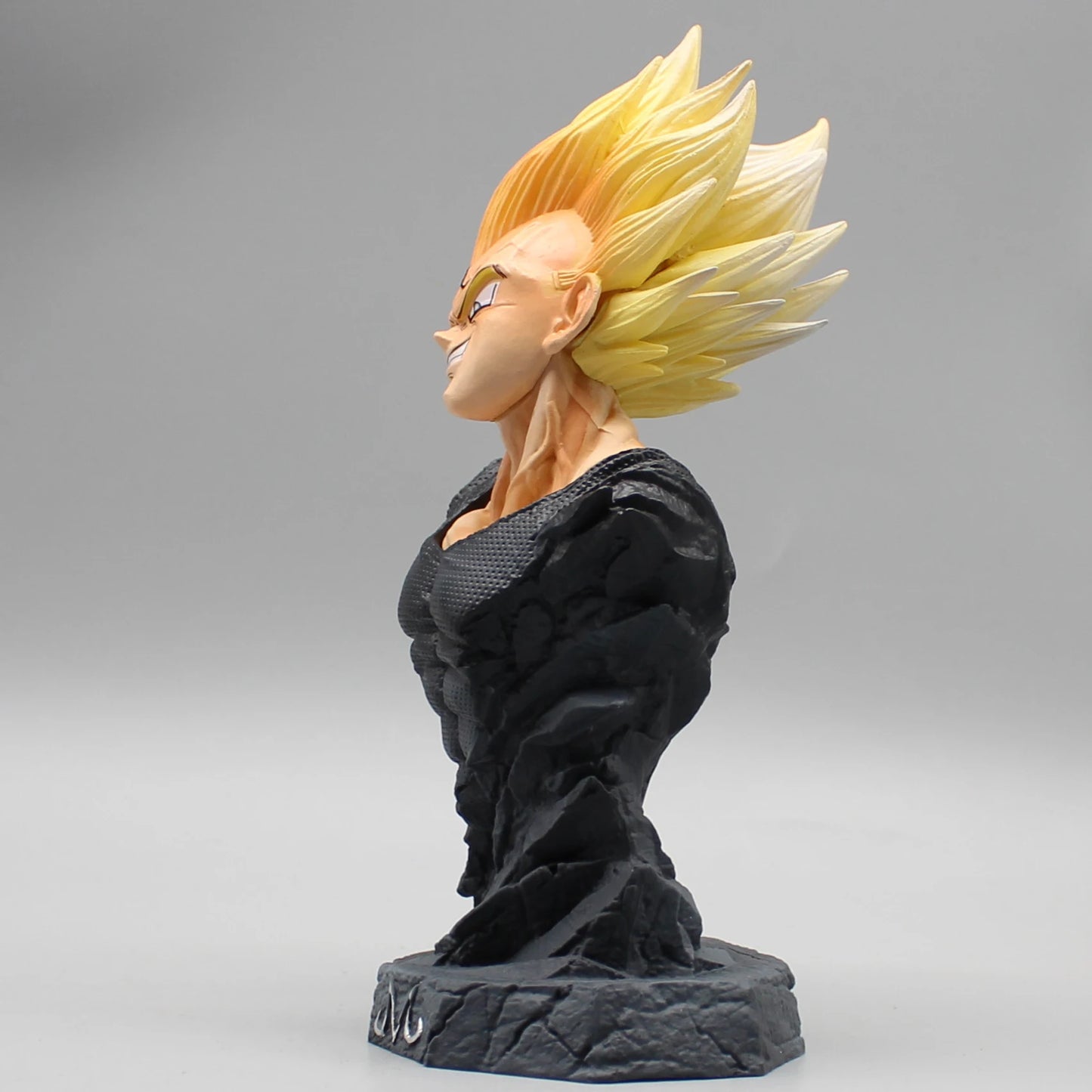 Dragon Ball GK Vegeta Figure 16.5cm Half-length Anime Figurine Pvc Statue Collectible Model Doll Room Decoration Toy Kid Gifts